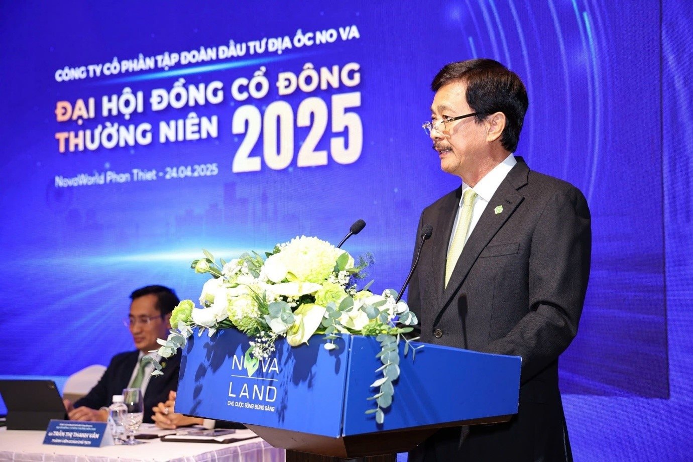 ĐHĐCĐ 2025 Novaland (NVL): Nỗ lực phục hồi, Novaland đặt mục tiêu 2025 bám sát thực tế, tập trung tháo gỡ pháp lý